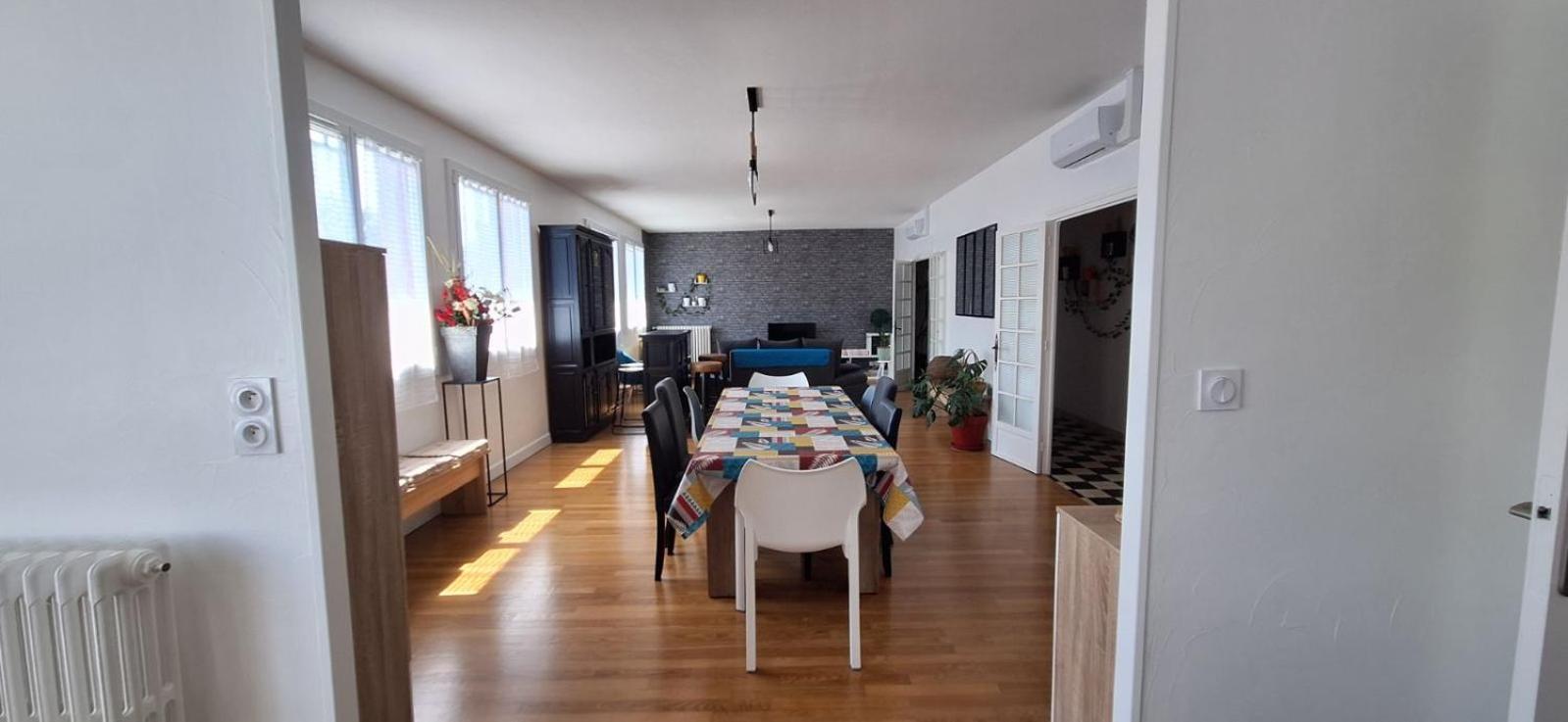 Elegant 150m² Apartment *
